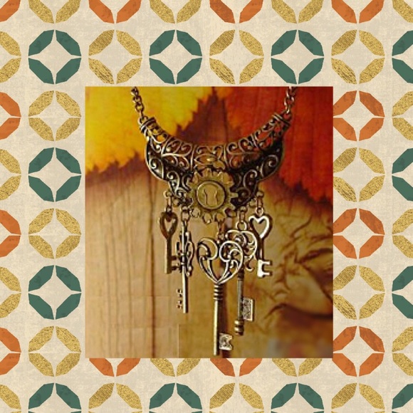 Vintage style key to my heart charm necklace NWT - Picture 3 of 3